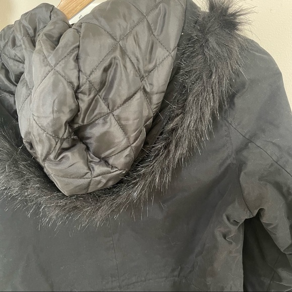 Urban Outfitters / Pins and Needles Whistler Faux Fur jacket - Picture 5 of 8